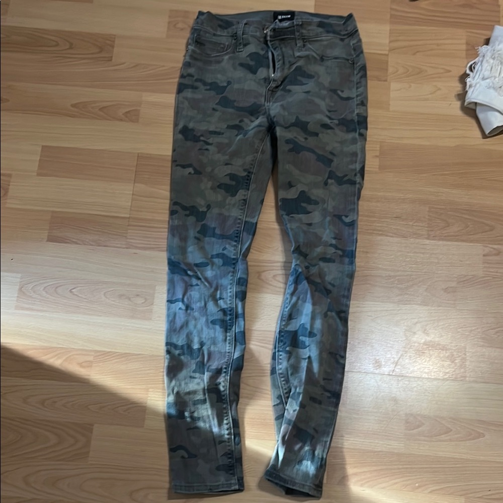 Hudson Jeans Green Skinny Distressed